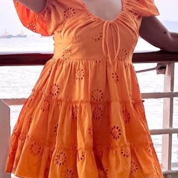 Zara orange dress (looks yellow in lighting) - Picture 1 of 3